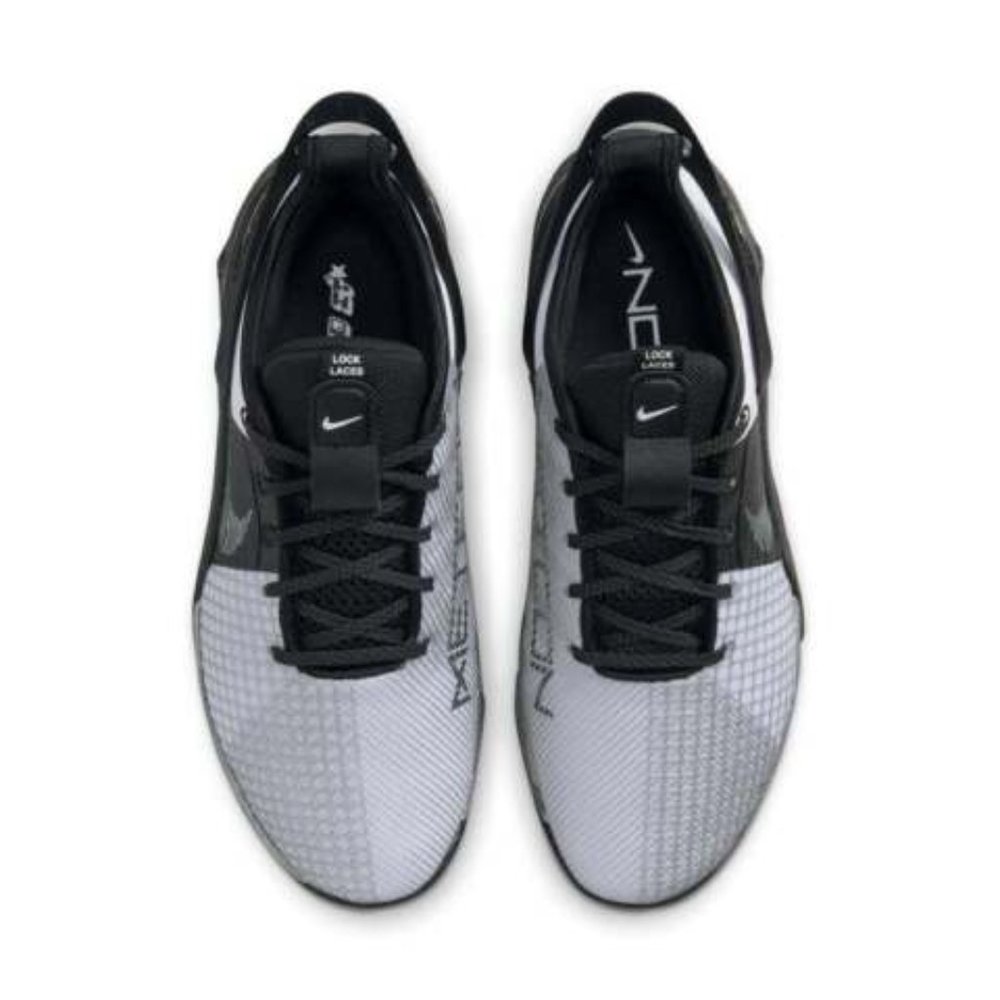 Nike Metcon 8 FlyEase Premium Womens Training Shoes Gray DV9931-100 NEW Size 6.5 - Picture 3 of 5